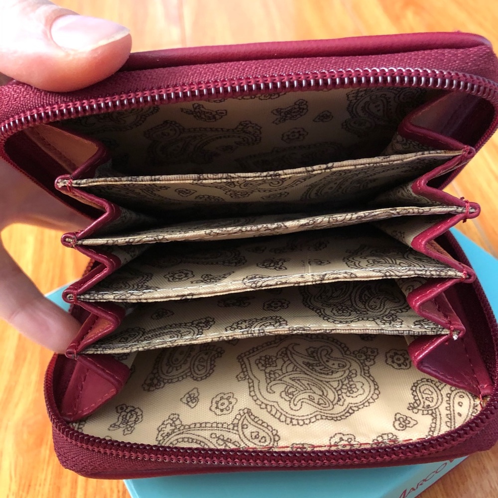 Wallet - Picture 2 of 2